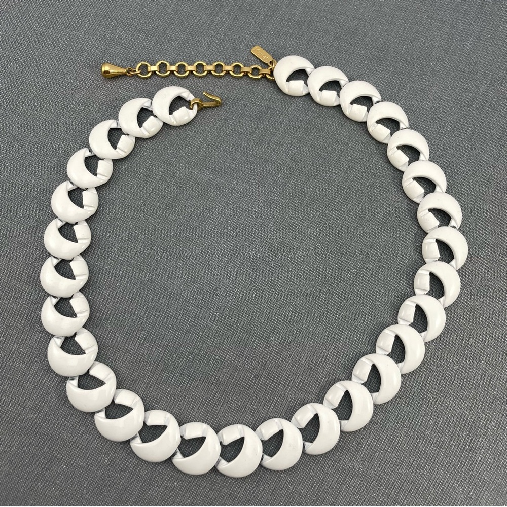 Vintage Monet White Enamel Link Statement Necklace Gold Tone Chain Adjustable